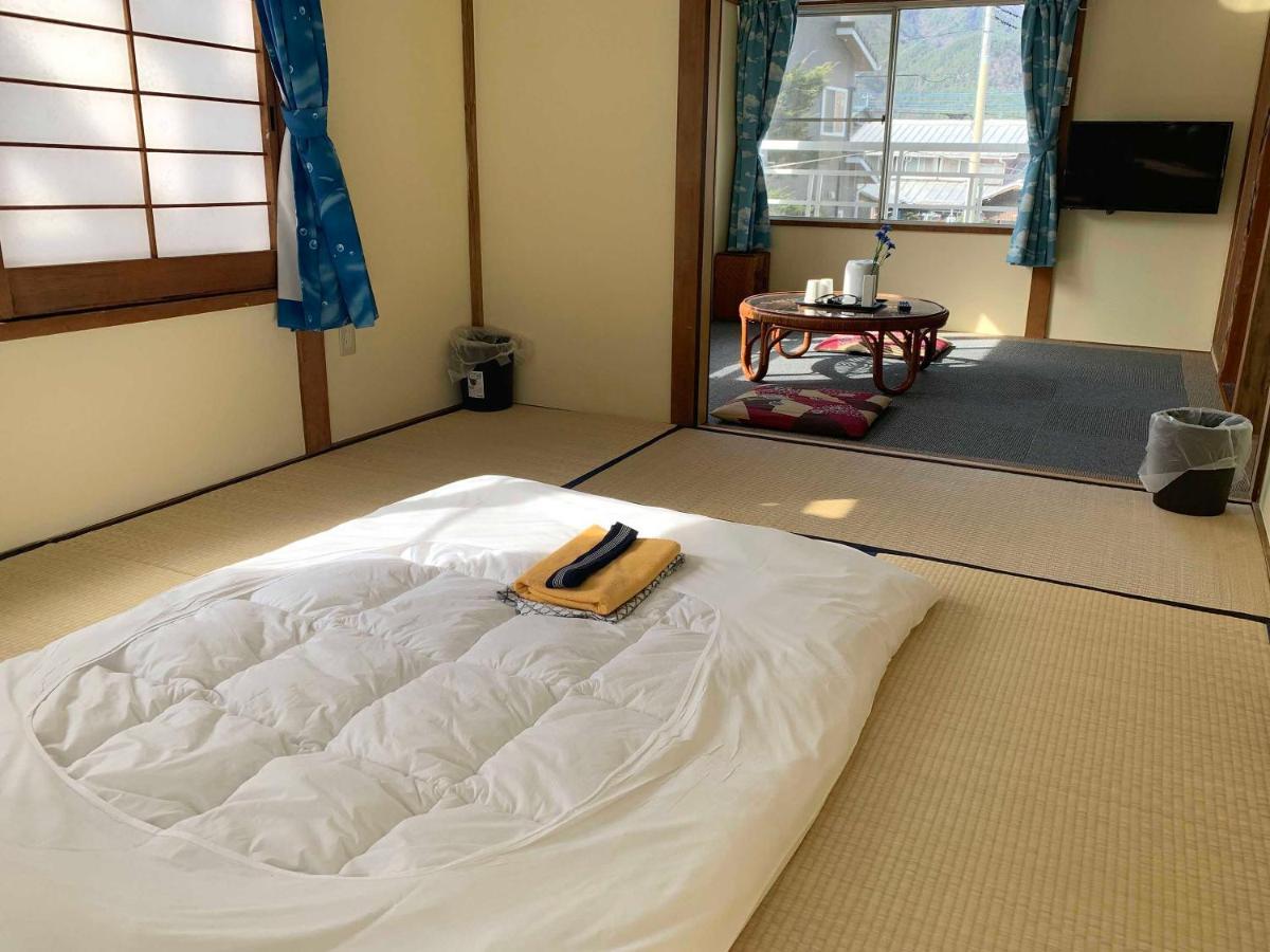 Fujinoya Ryokan Fujikawaguchiko Exteriör bild